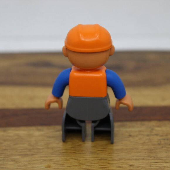 Lego Duplo Construction, Firefighter Excavator Operator & Chicken Figurine - Picture 3 of 13